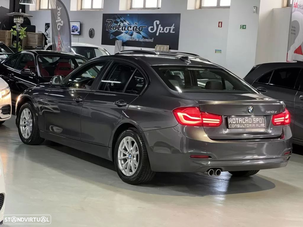 BMW 320 d Line Luxury Purity - 10