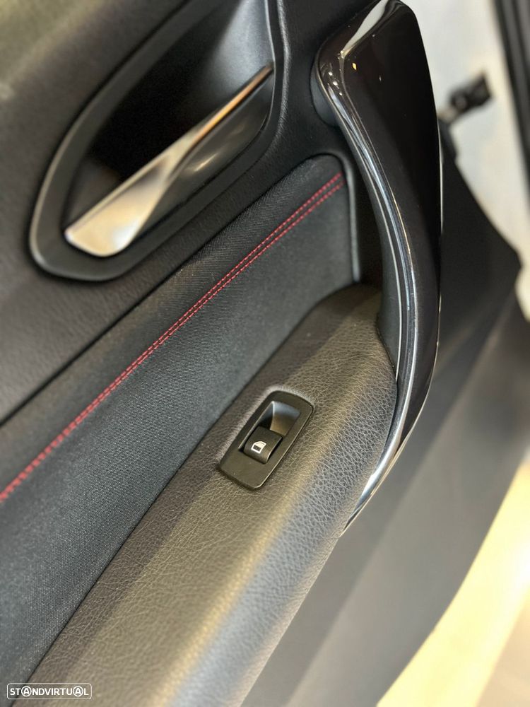 BMW 116 d EDynamics Line Sport - 33