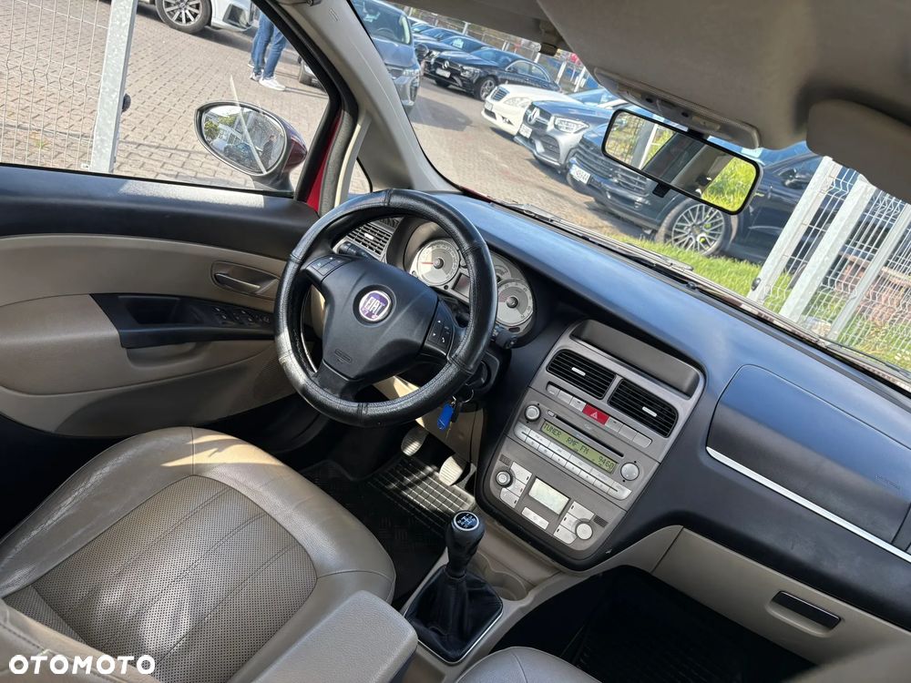 Fiat Linea 1.4 T-Jet 16V Emotion - 16