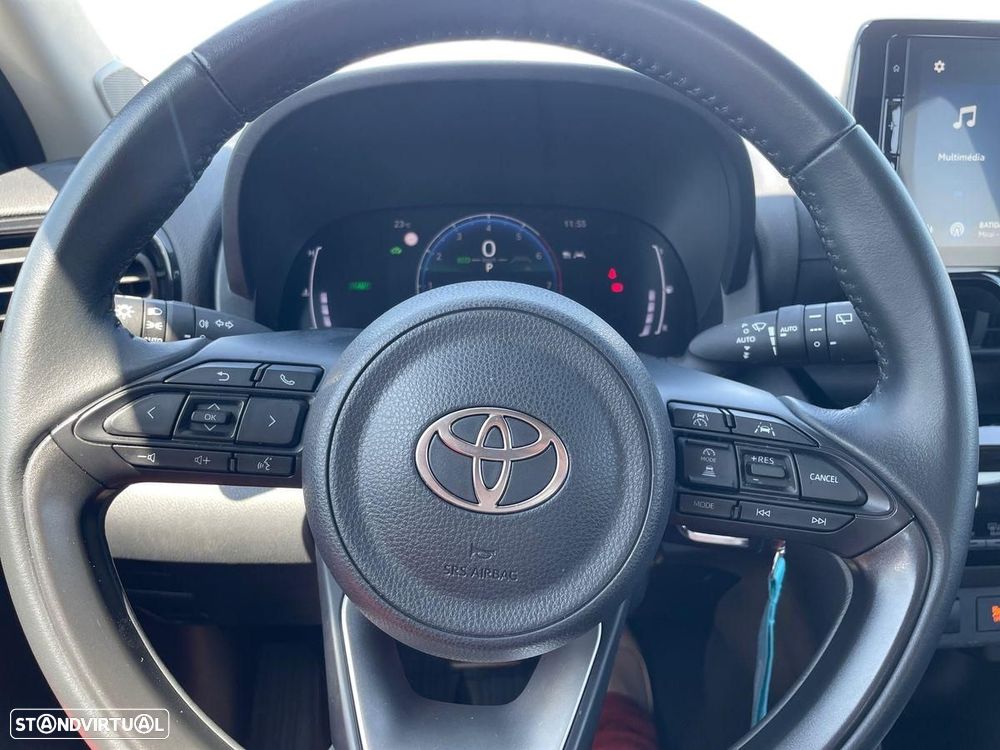 Toyota Yaris Cross 1.5 HDF Comfort - 11