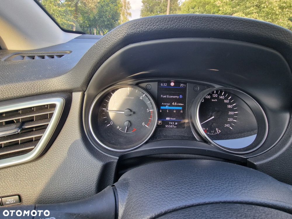 Nissan Qashqai 1.5 dCi DCT ACENTA - 20