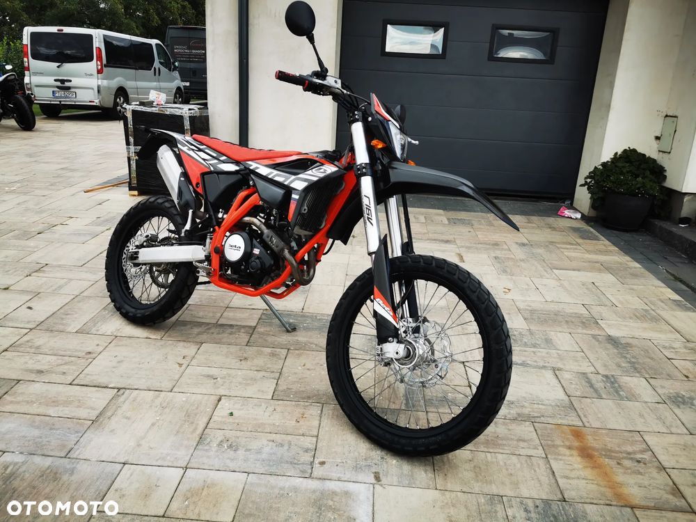 Beta RR - 25