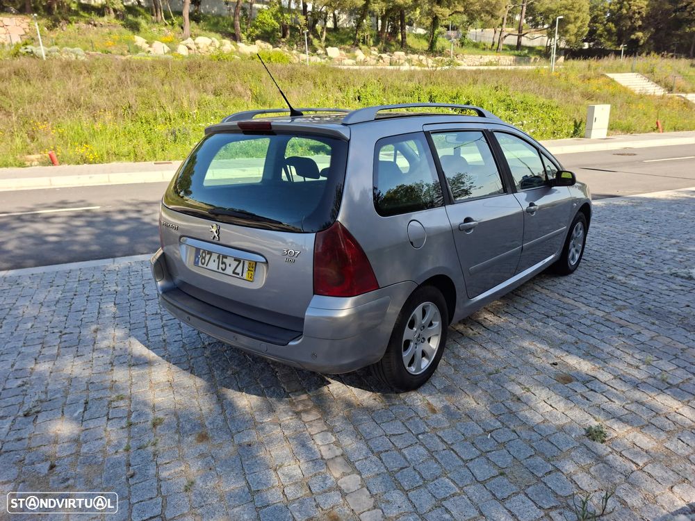 Peugeot 307 Break 1.4 HDi XT - 2