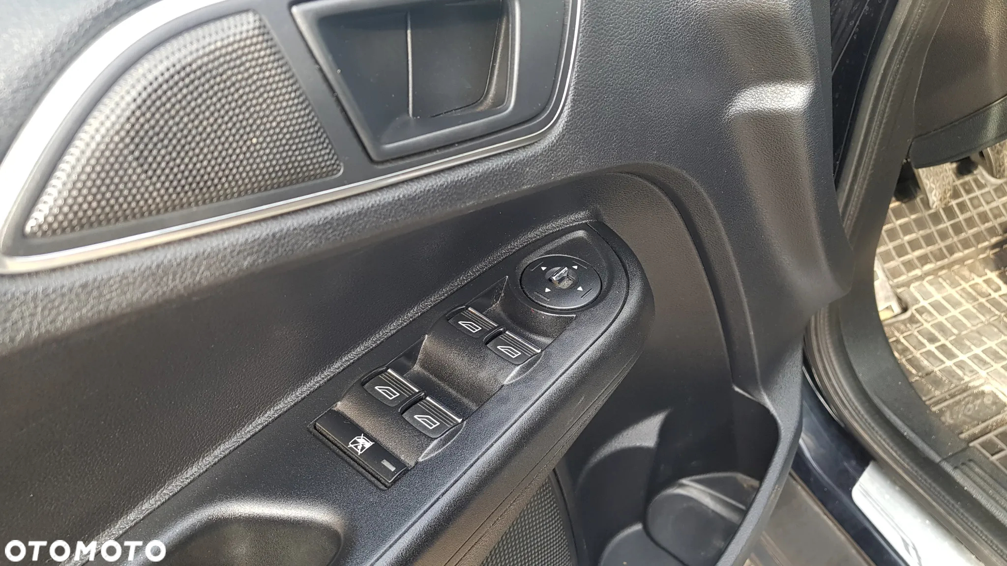 Ford B-MAX - 15