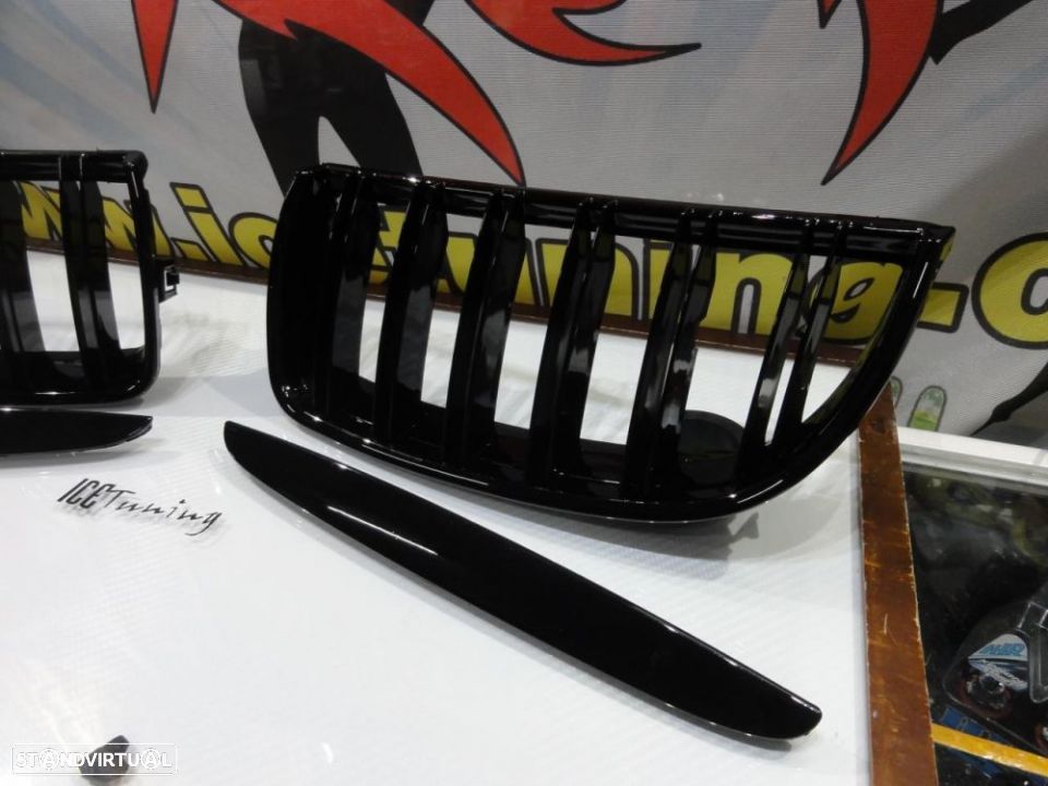 Grelha frontal BMW E90 / E91 05-08 M4 look / dupla lâmina em preto piano brilhante - 7