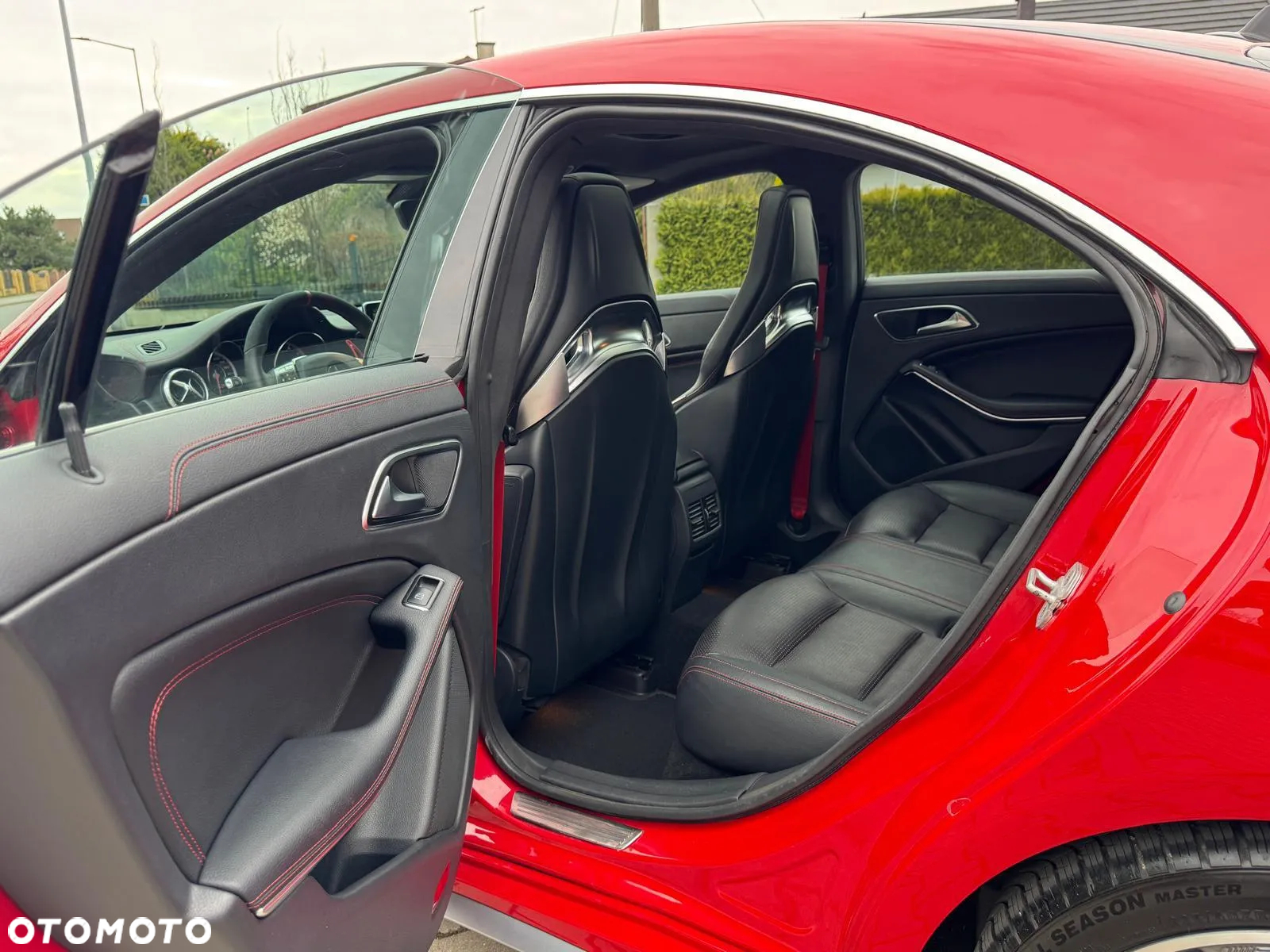 Mercedes-Benz CLA AMG 45 4Matic 7G-DCT - 36