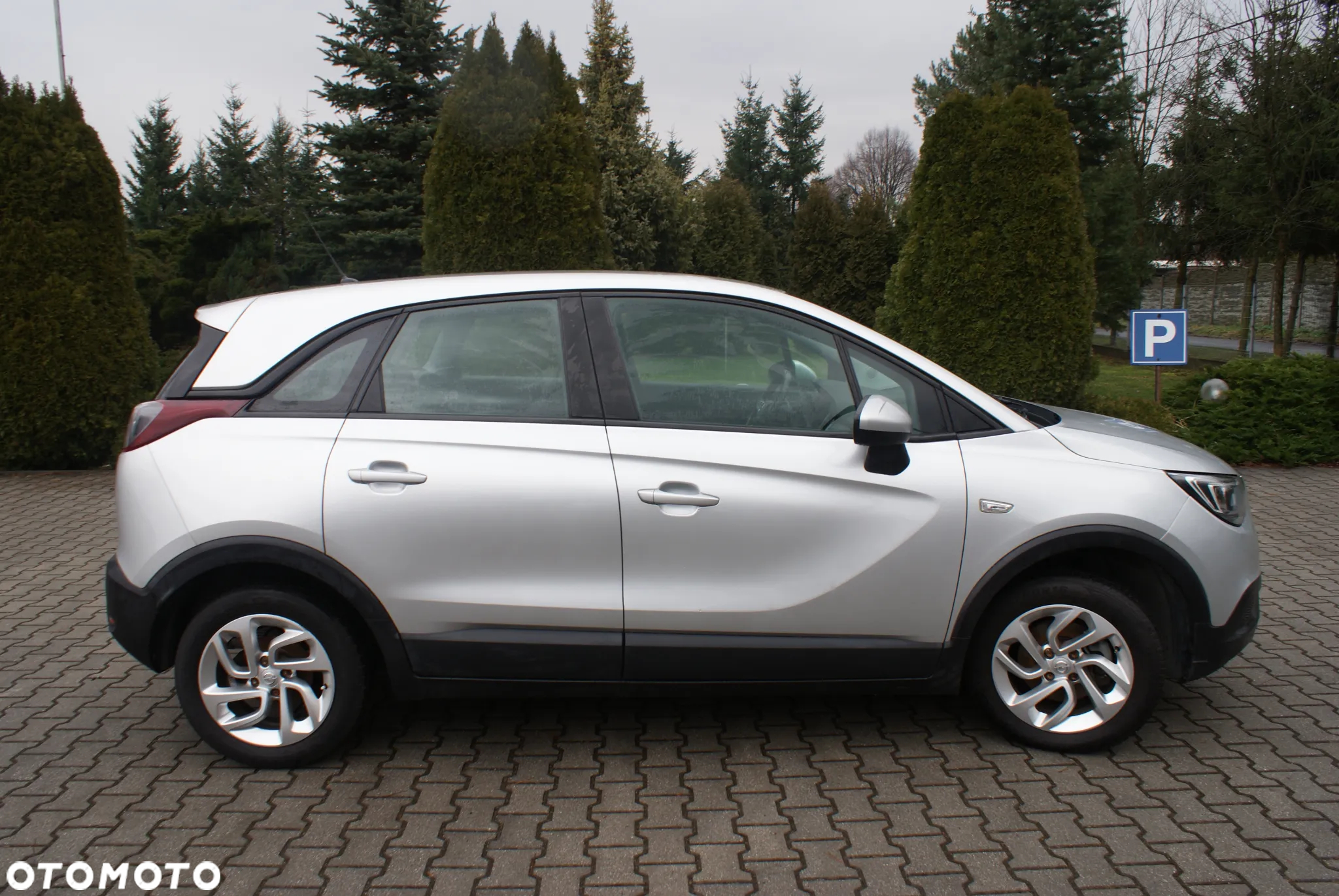 Opel Crossland X - 16