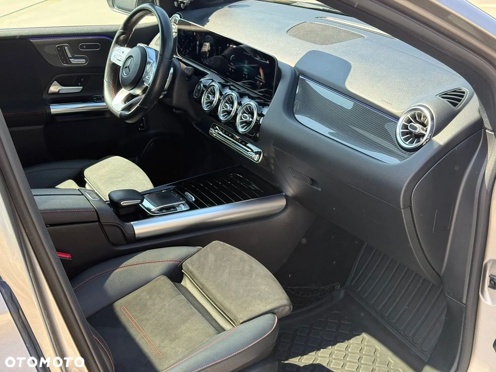 Mercedes-Benz Klasa B 220 7G-DCT AMG Line - 9