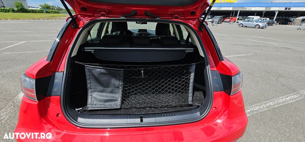 Lexus CT - 10