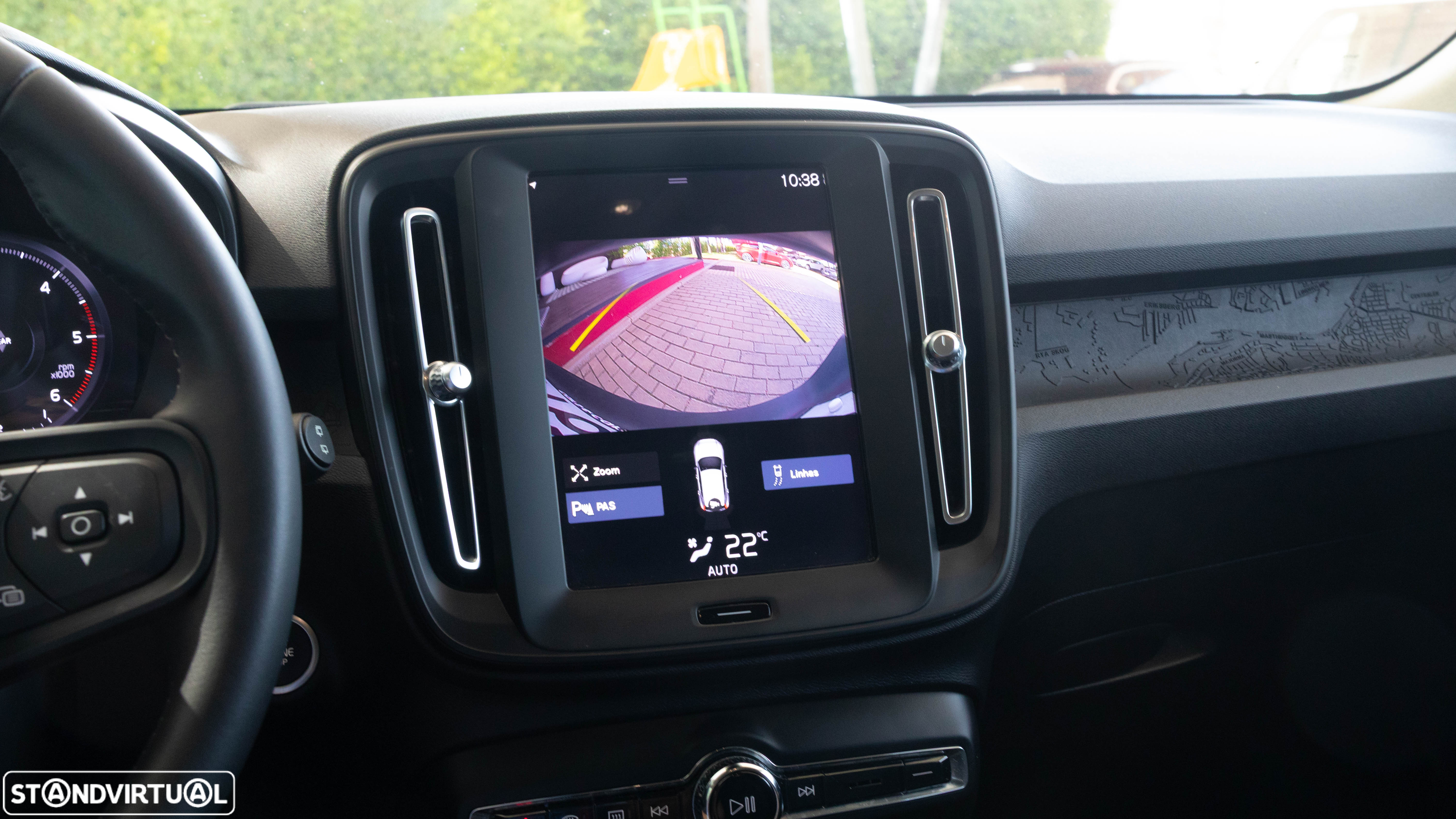 Volvo XC 40 2.0 D3 Momentum - 8