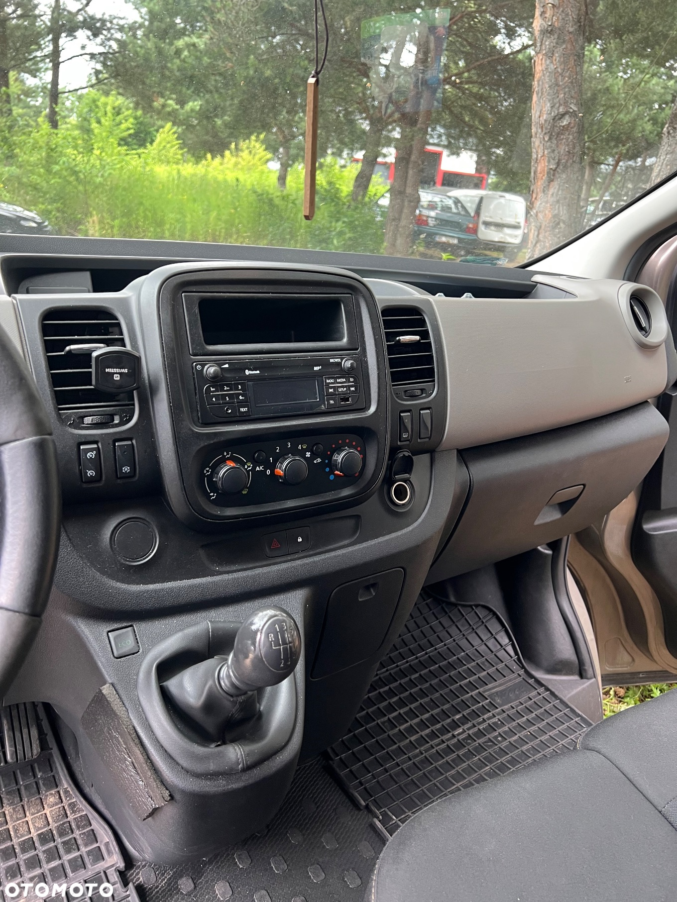 Renault Trafic - 10