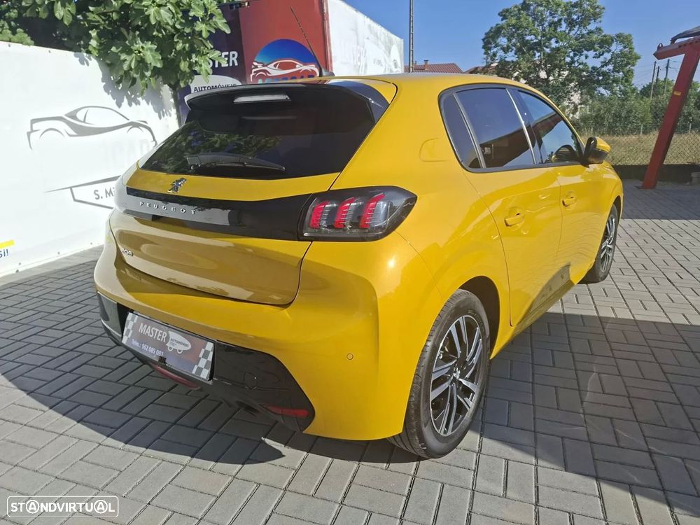 Peugeot 208 1.2 PureTech Allure Pack - 31