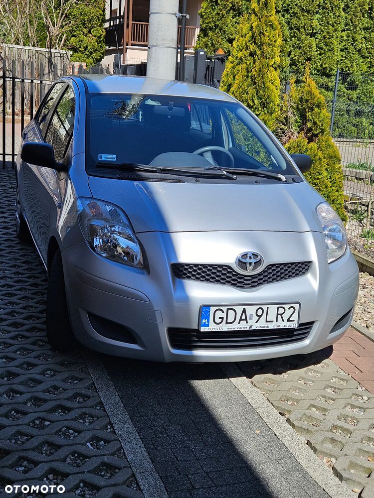 Toyota Yaris 1.33 Luna - 1