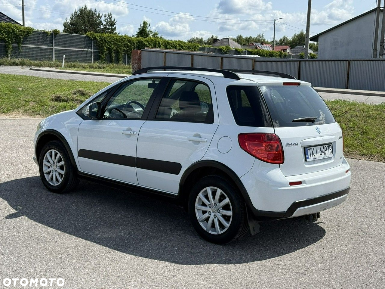 Suzuki SX4 - 4