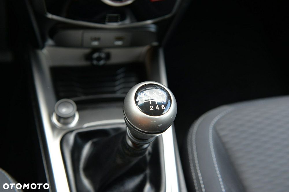 SsangYong/KGM Tivoli 1.6 Sapphire - 19