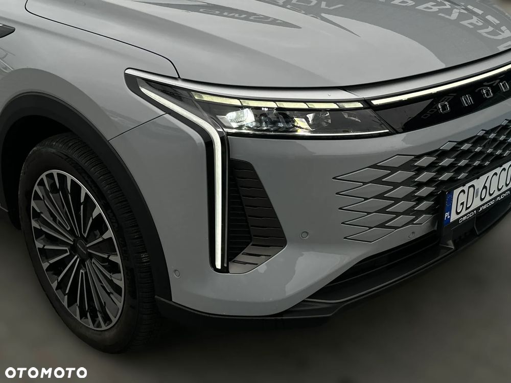 Omoda 9 1.5 Super Hybrid Exclusive AWD - 10