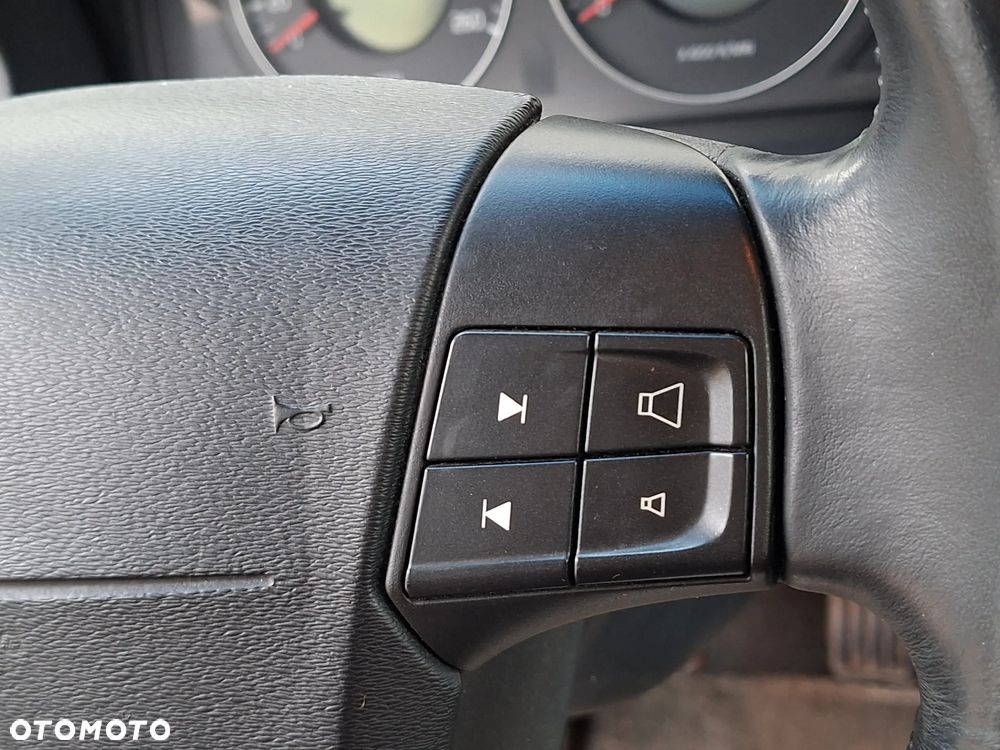 Volvo V70 D5 AWD Summum - 18