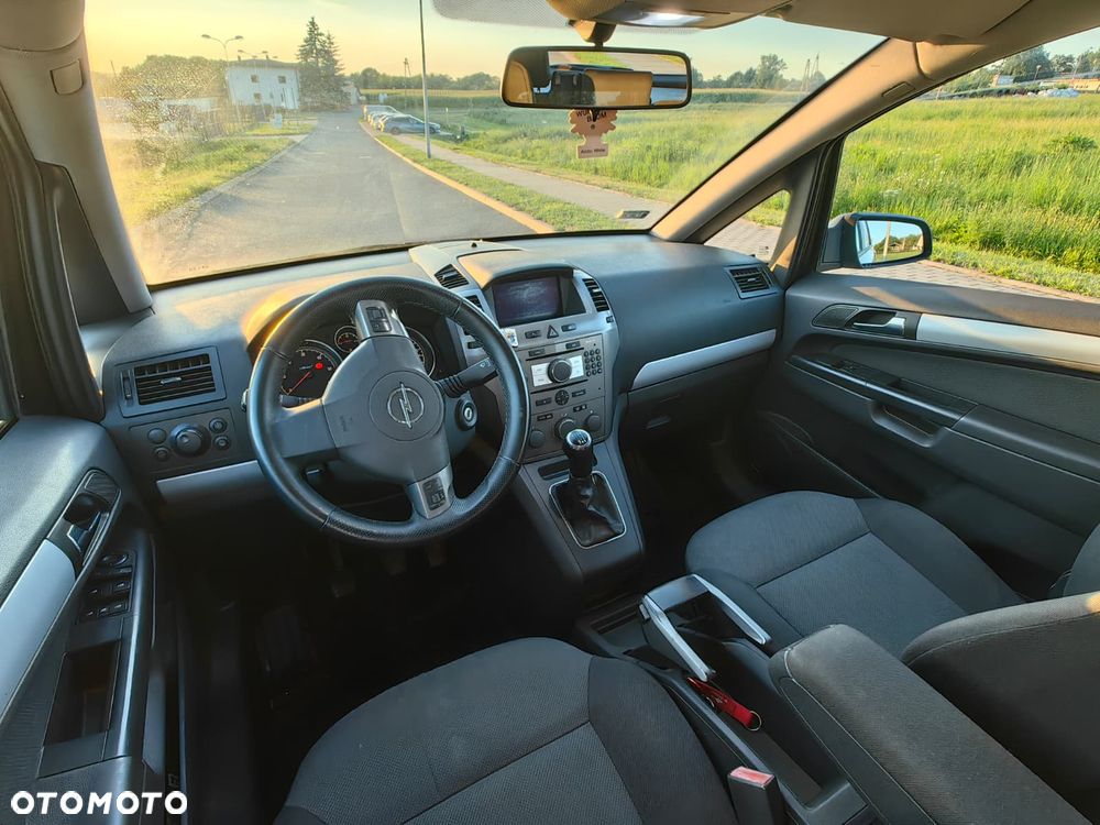 Opel Zafira - 7