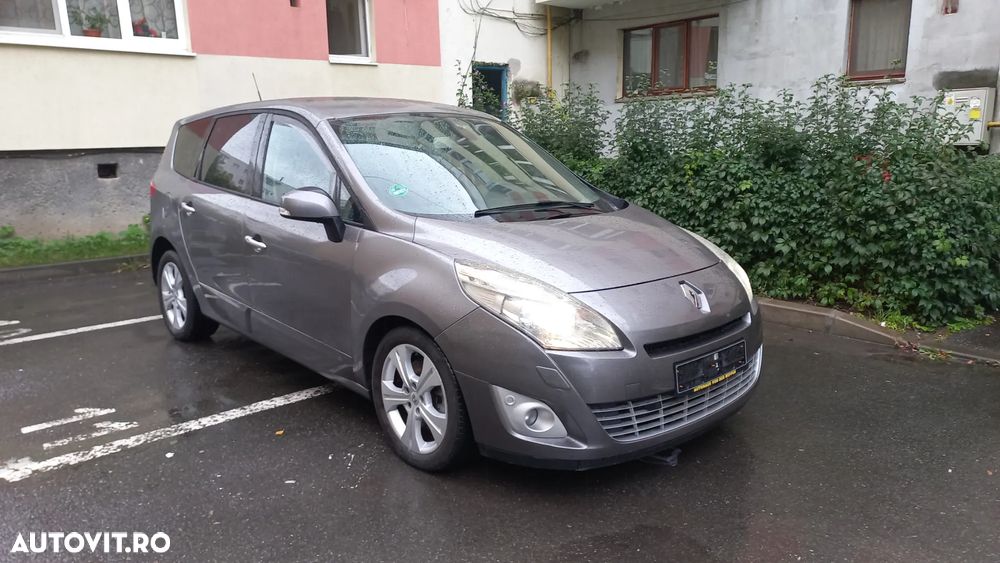 Renault Grand Scenic dCi 160 Luxe - 13