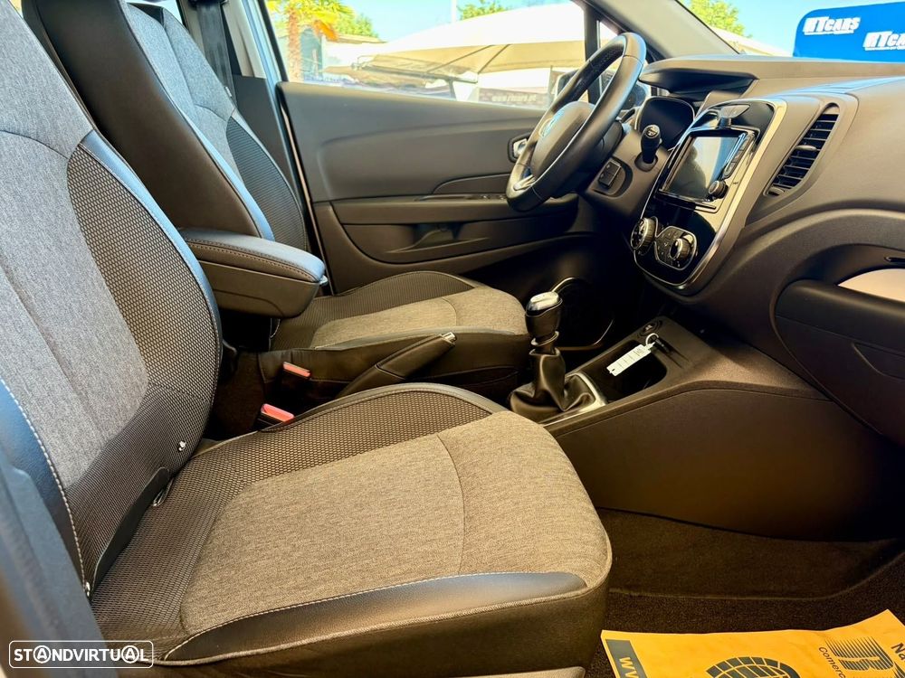 Renault Captur 1.2 TCe Exclusive - 12