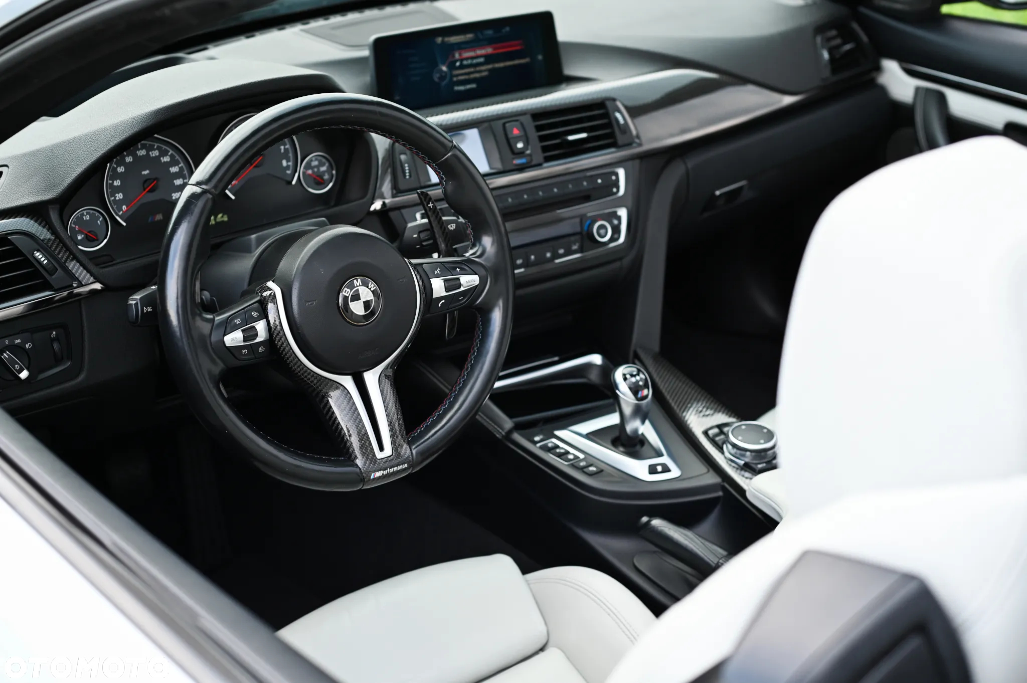 BMW M4 DKG - 12