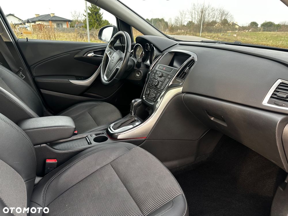 Opel Astra 1.6 Turbo Automatik Cosmo - 12