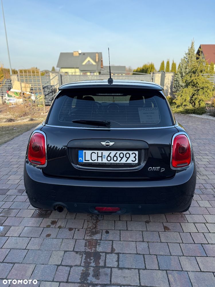 MINI ONE D - 3