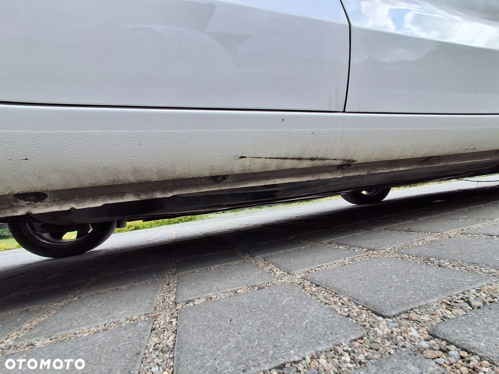 Kia Rio - 19