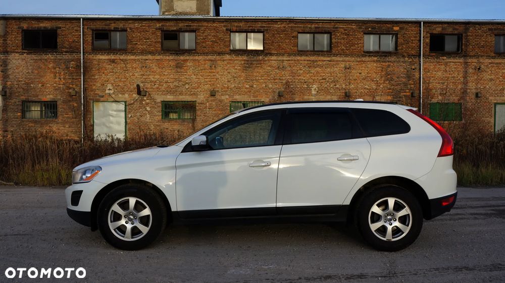 Volvo XC 60 D3 Momentum - 13