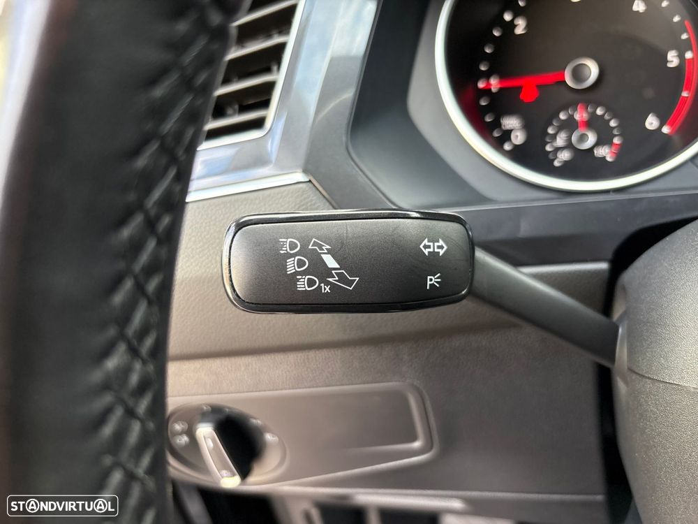 VW Tiguan Allspace 2.0 TDI Confortline DSG - 17