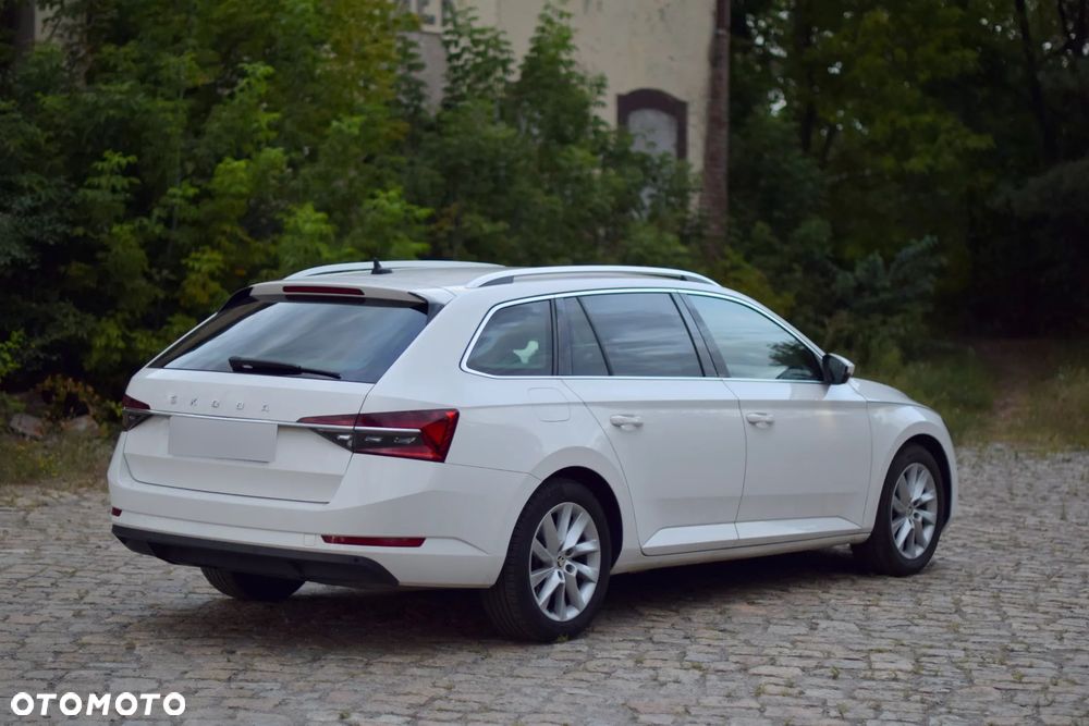 Skoda Superb 2020 photo 4