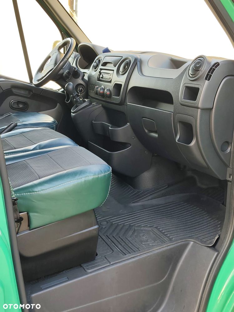 Nissan NV200 - 19