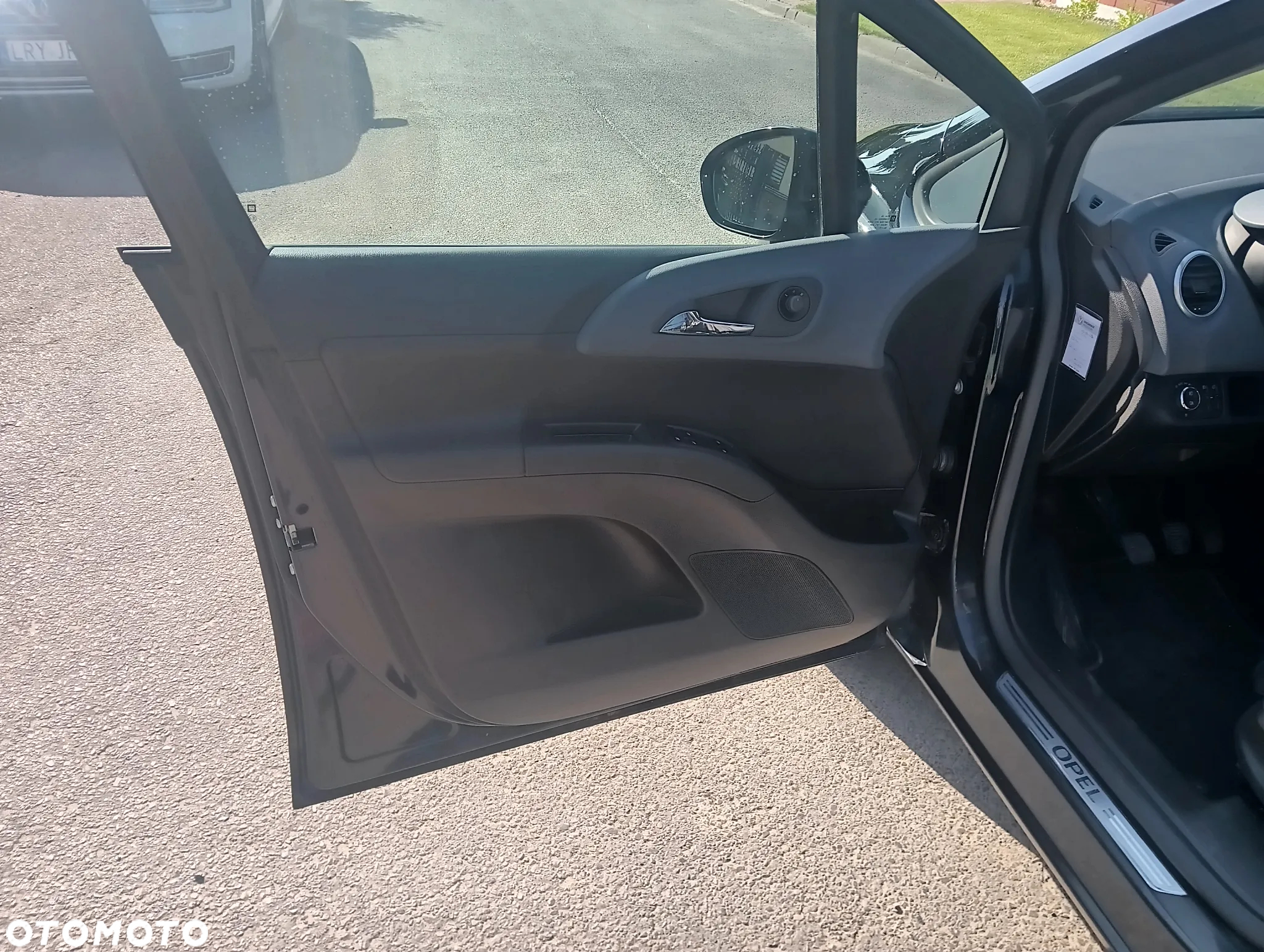 Opel Meriva 1.4 T Cosmo - 30