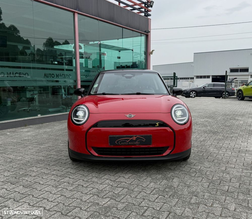 MINI 3 Portas Cooper SE Classic M - 2