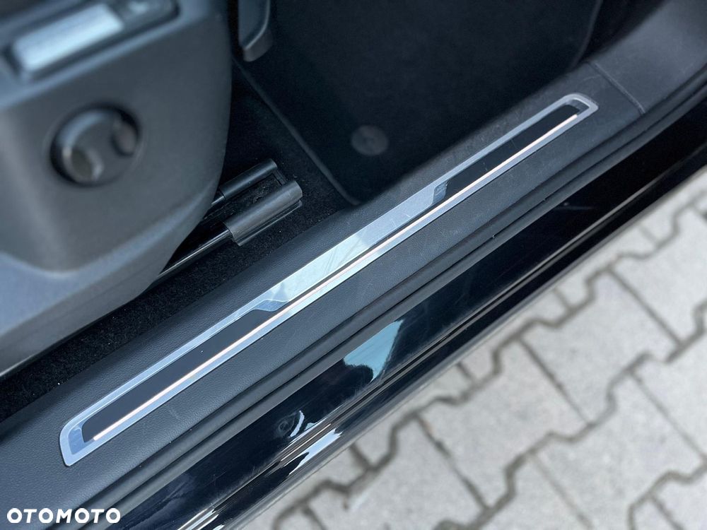 Volkswagen Tiguan 2.0 TDI SCR Elegance DSG - 26