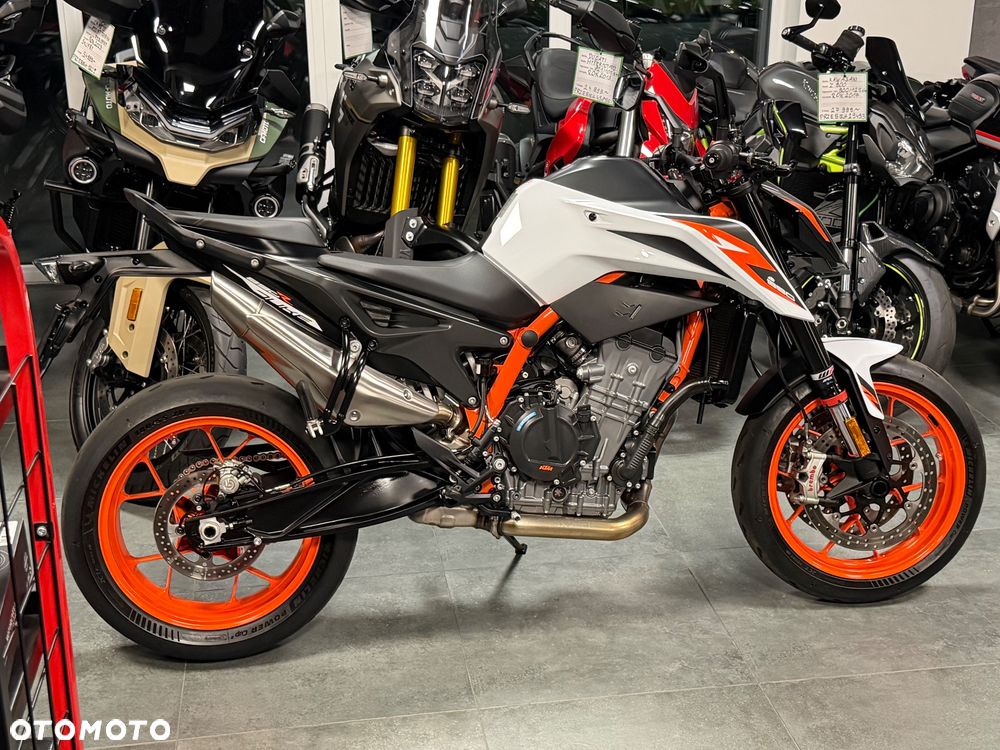 KTM Duke - 4