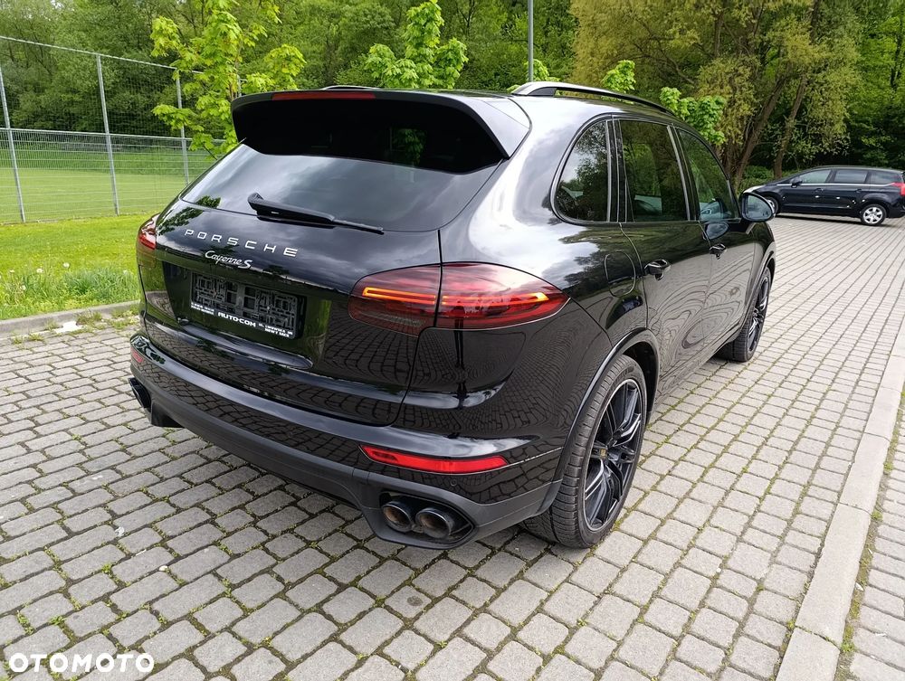 Porsche Cayenne S Platinum Edition - 8
