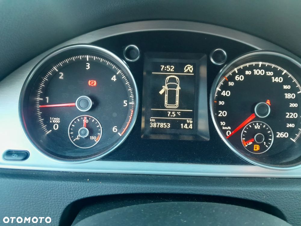 Volkswagen Passat Variant 2.0 TDI 4Mot Highline - 15
