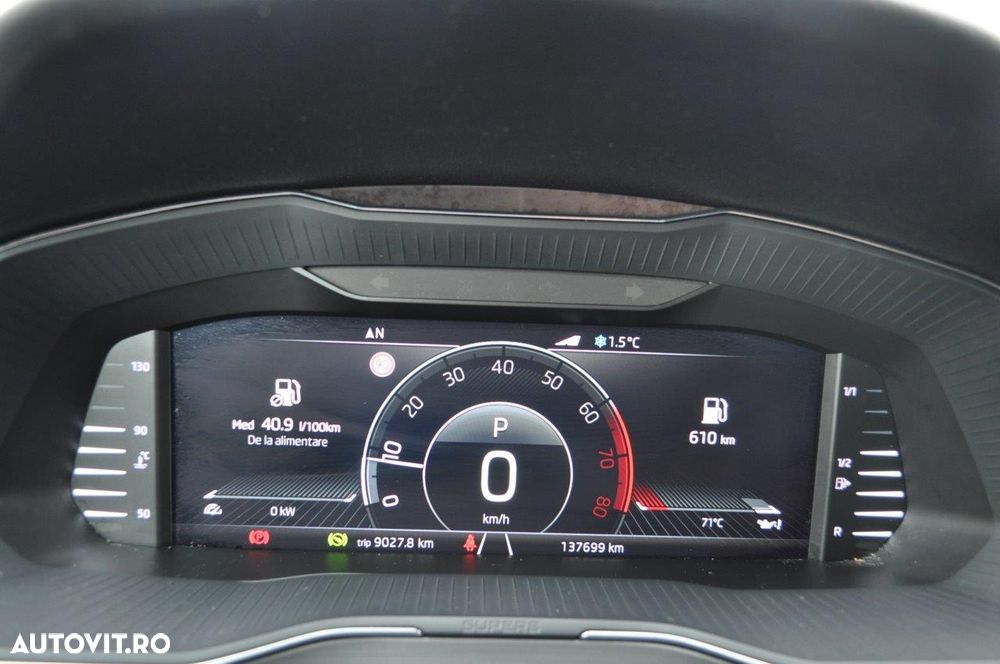 Skoda Superb 2.0 TSI DSG Style - 27