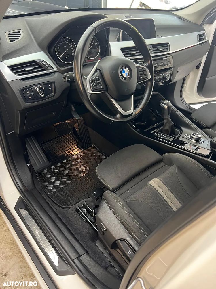 BMW X1 sDrive20i AT M Sport - 3