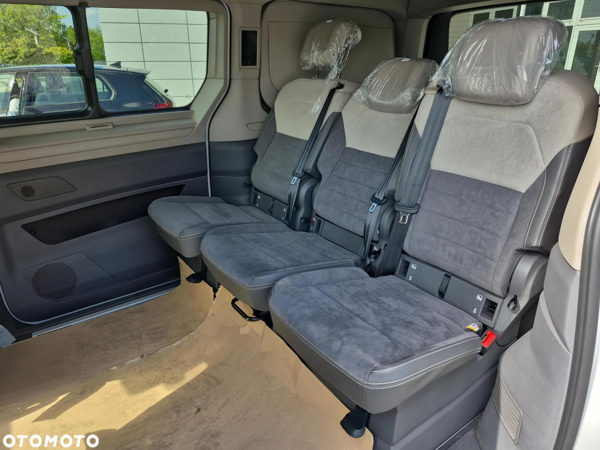 Volkswagen California - 12
