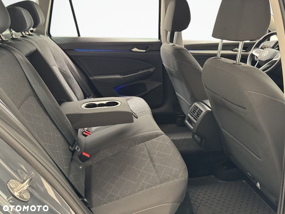 Volkswagen Golf Variant - 17