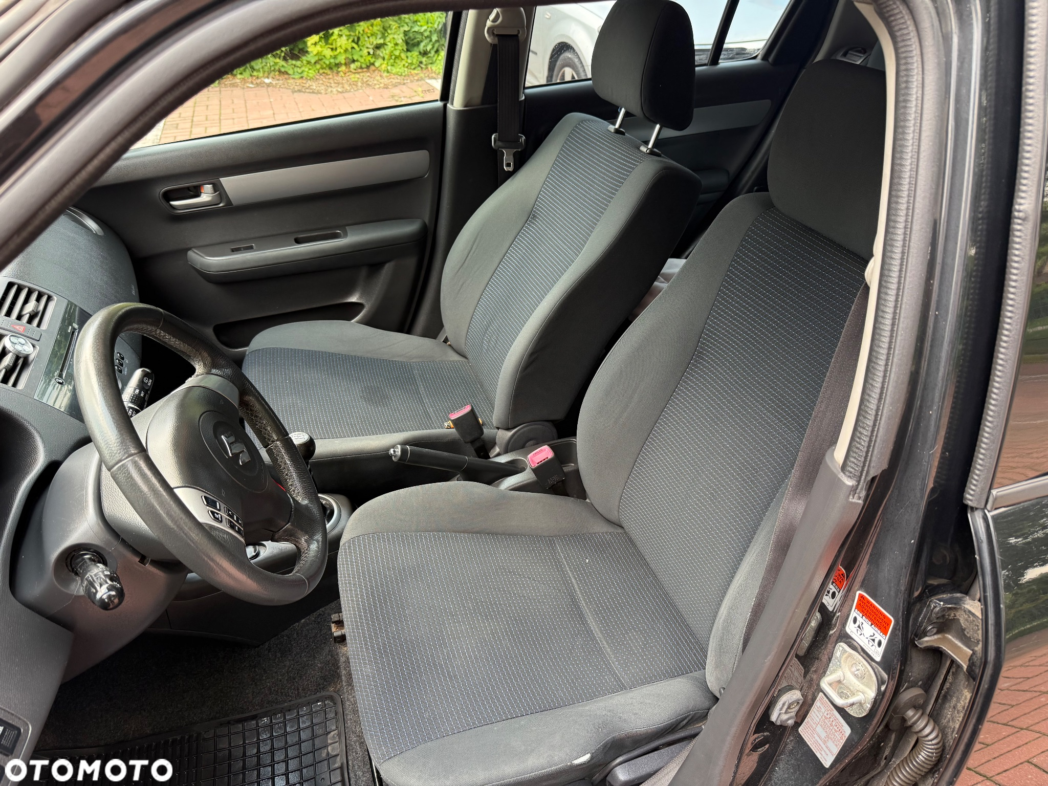Suzuki Swift - 6