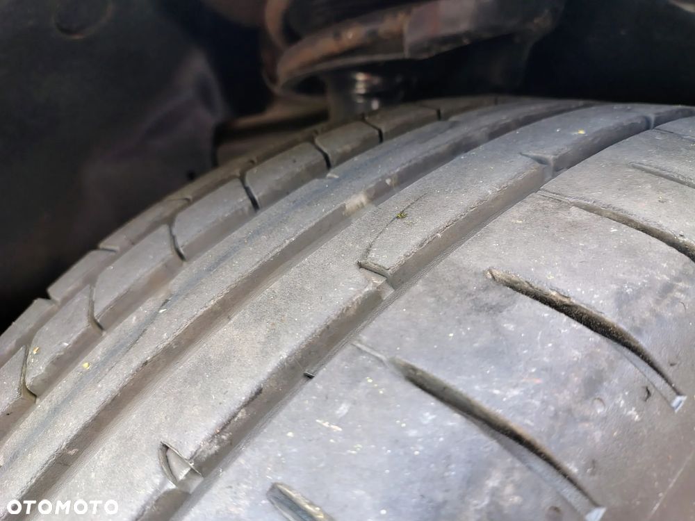 Ford Focus 1.8 Sport - 33