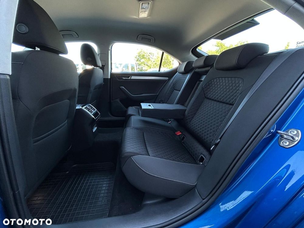 Skoda Superb 2.0 TSI Ambition DSG - 20