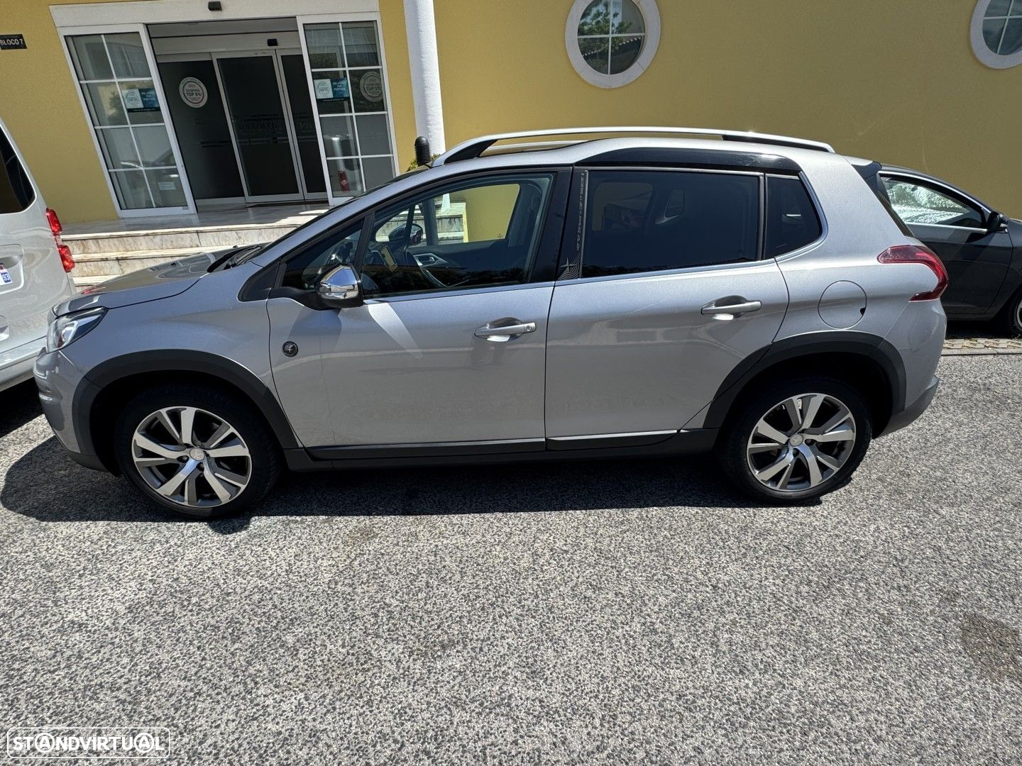Peugeot 2008 1.2 PureTech Crossway EAT6 - 28