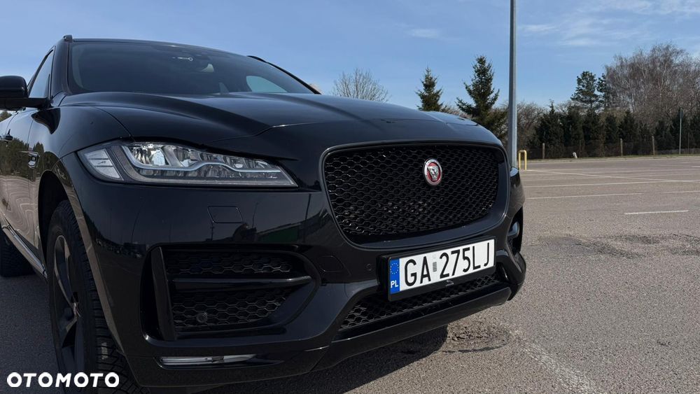 Jaguar F-Pace 2.0 i4D AWD R-Sport - 13