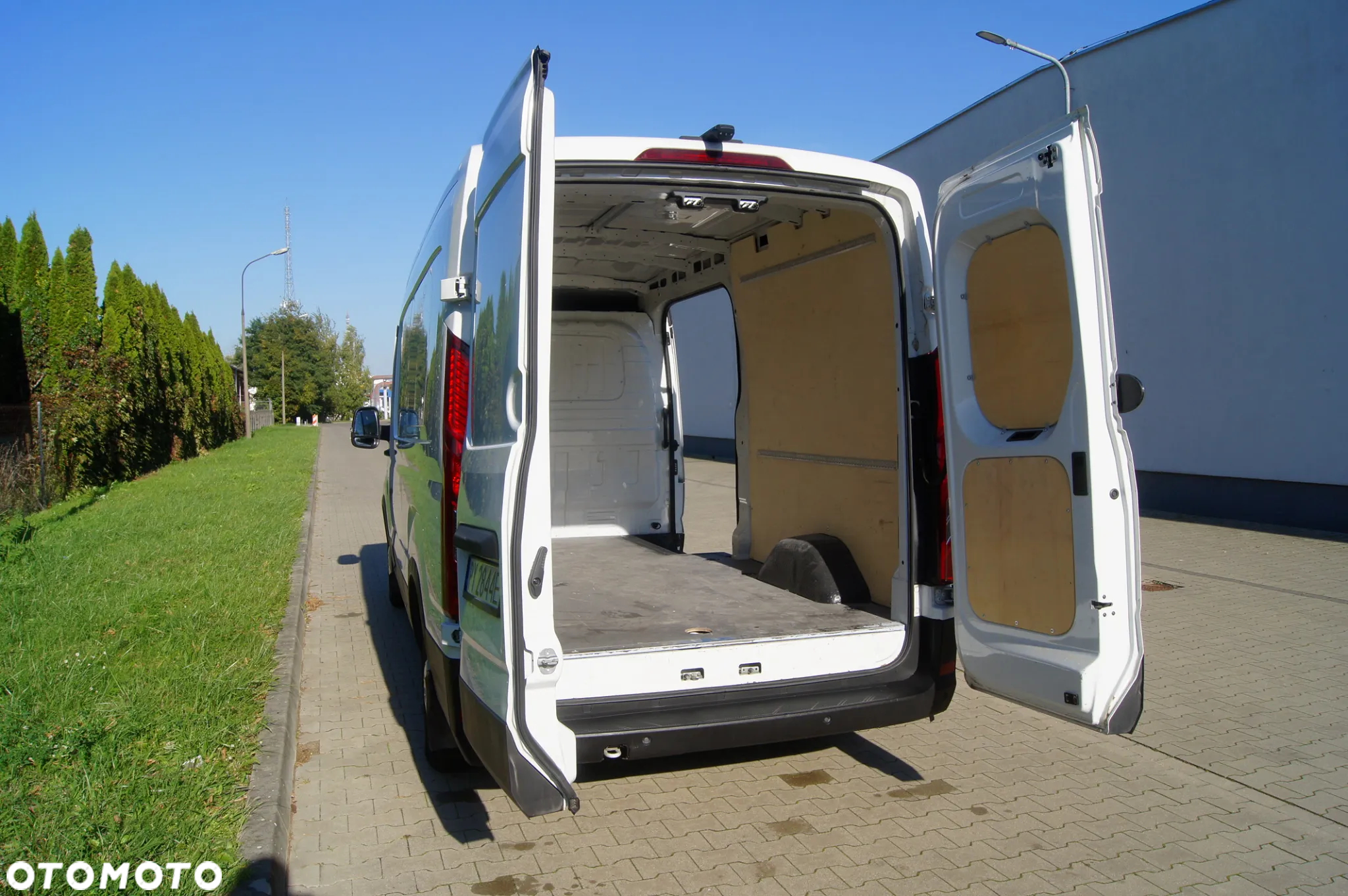 Maxus Deliver 9 - 19