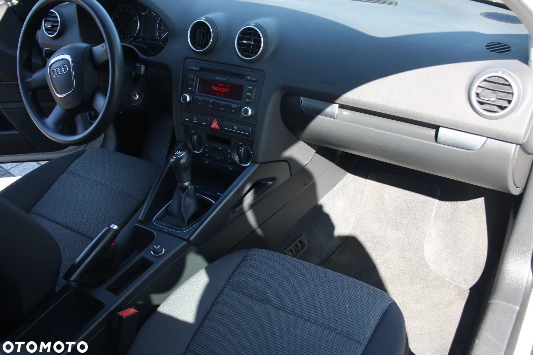 Audi A3 1.6 Attraction - 12