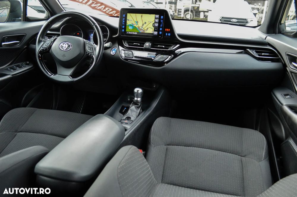 Toyota C-HR Hybrid Business-Edition - 5